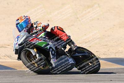 media/Dec-07-2025-CVMA (Sun) [[3e7d2de5dc]]/Race 7-Formula Lightweight Twins Shootout/